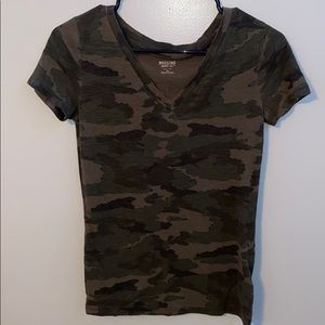 camouflage v-neck tee